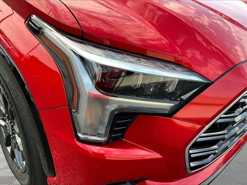 Used 2024 Toyota Sequoia Platinum AWD/4WD image 33