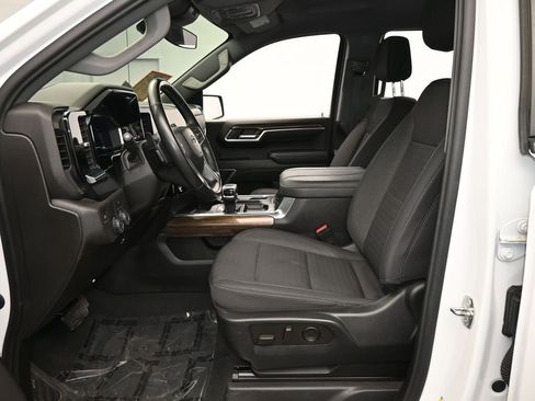 Used 2023 Chevrolet Silverado 1500 RST image 11