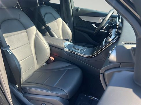 Used 2021 Mercedes-Benz GLC 300 4MATIC Coupe image 22