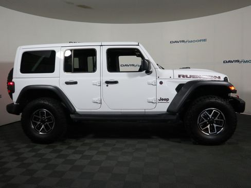 Used 2026 Jeep Wrangler Unlimited Rubicon w/ Safety Group AWD/4WD image 4
