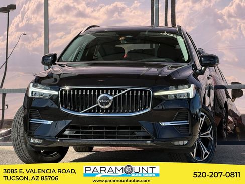 Used 2022 Volvo XC60 B5 Momentum image 1