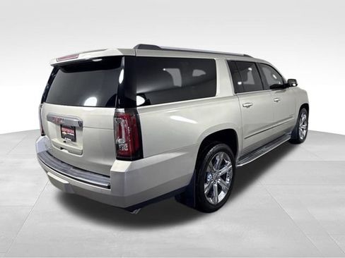 Used 2016 GMC Yukon XL Denali w/ Open Road Package AWD/4WD image 9