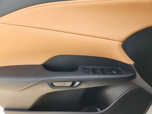 Certified 2025 Lexus RX 350 Premium Plus w/ Accessory Package (Z1) image 28