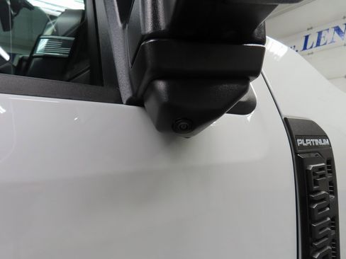 Used 2025 Ford F250 Platinum w/ FX4 Off-Road Package image 58