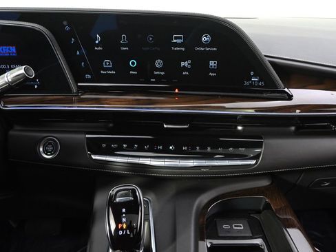 Used 2023 Cadillac Escalade Sport Platinum image 28