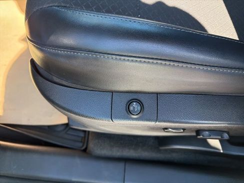 Used 2020 Buick Encore Preferred w/ Safety Package image 21