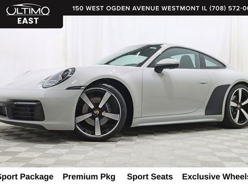 Used 2022 Porsche 911 Carrera 4 AWD/4WD image 1