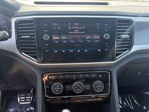 Used 2023 Volkswagen Atlas Cross Sport SEL Premium R-Line image 8