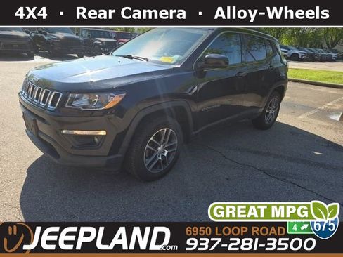 Used 2019 Jeep Compass Latitude AWD/4WD image 1