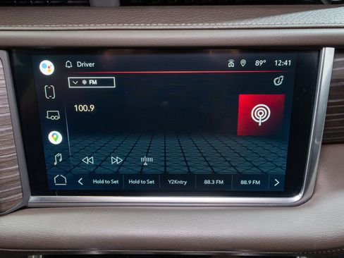 Used 2022 GMC Yukon Denali AWD/4WD image 19