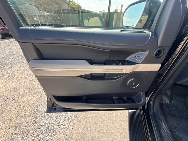 Used 2024 Ford Expedition Max Limited RWD image 7
