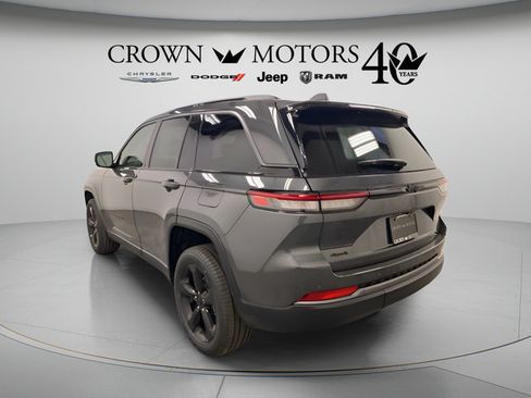 Used 2026 Jeep Grand Cherokee Limited w/ Limited Altitude Package AWD/4WD image 4