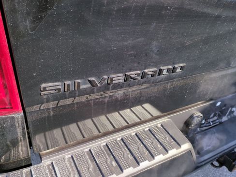 Used 2022 Chevrolet Silverado 1500 LT Trail Boss w/ Convenience Package II AWD/4WD image 31