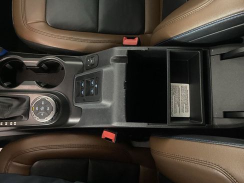 Used 2022 Ford Bronco Outer Banks AWD/4WD image 18