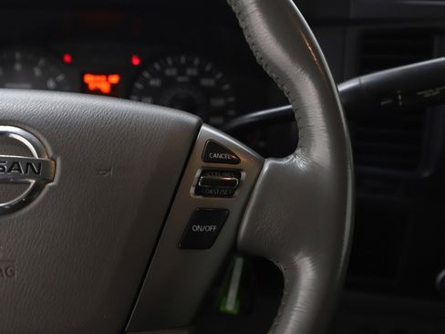 Used 2020 Nissan NV 3500 SL image 26