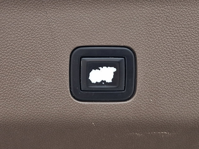 Used 2021 GMC Yukon XL Denali AWD/4WD image 31