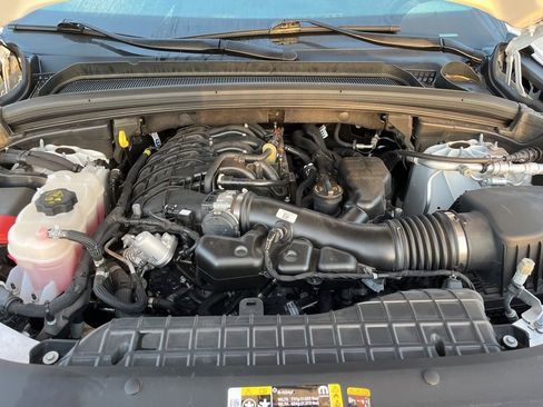 Used 2023 Jeep Grand Cherokee L Limited w/ Luxury Tech Group II RWD image 14