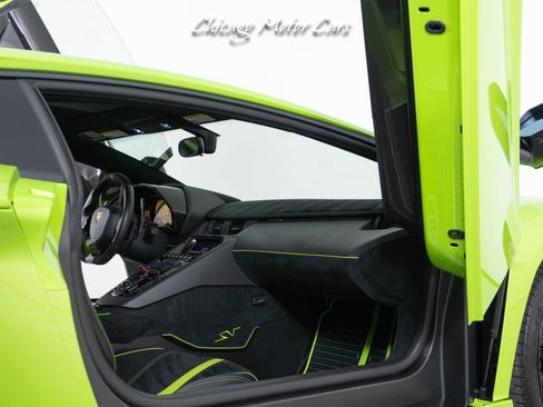 Used 2016 Lamborghini Aventador LP 750-4 Superveloce image 36