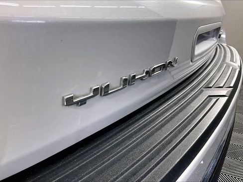 Certified 2023 GMC Yukon Denali Ultimate image 29