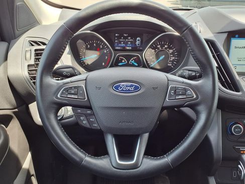 Used 2019 Ford Escape SEL AWD/4WD image 30