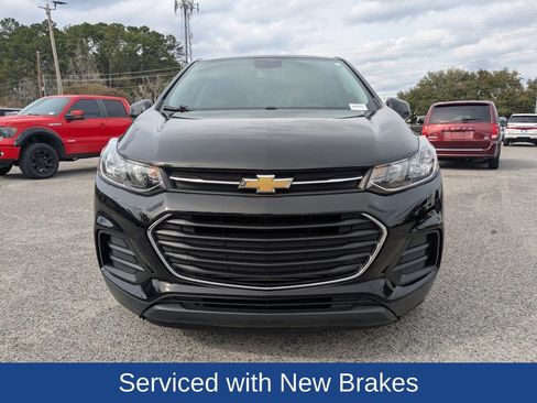 Used 2020 Chevrolet Trax LS image 9