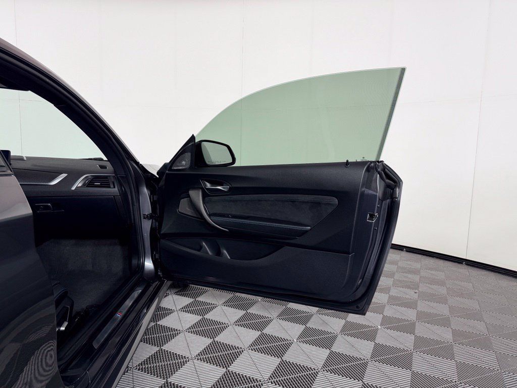 Used 2018 BMW M2 RWD image 28