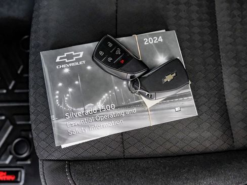 Used 2024 Chevrolet Silverado 1500 LT w/ Z71 Off-Road Package image 65