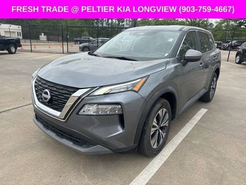 Used 2023 Nissan Rogue SV image 3