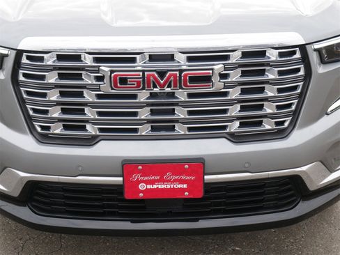 Used 2024 GMC Acadia Denali w/ Super Cruise Package image 8