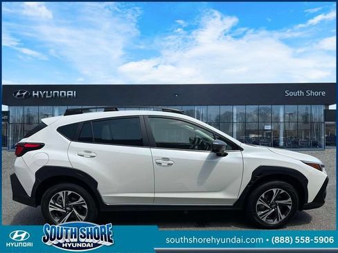 Used 2024 Subaru Crosstrek 2.0i Premium AWD/4WD image 5