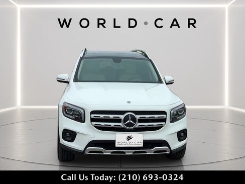 Used 2023 Mercedes-Benz GLB 250 image 2