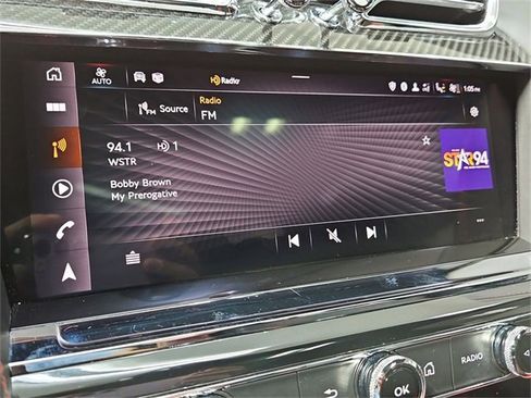 Used 2022 Bentley Bentayga image 40