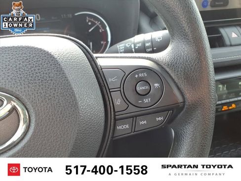 Used 2025 Toyota RAV4 XLE image 17