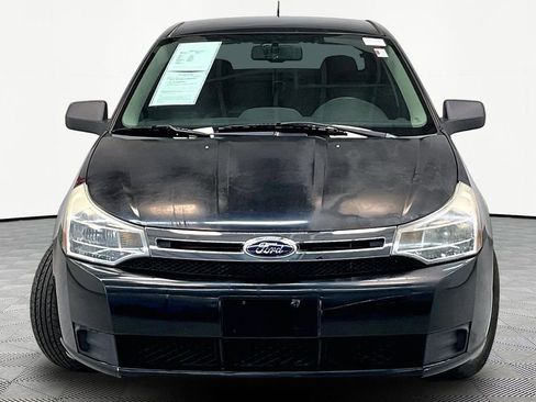 Used 2008 Ford Focus SE FWD image 2