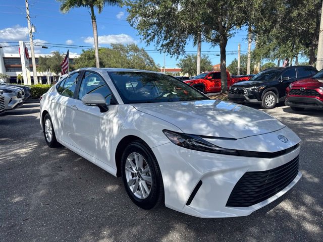 Used 2025 Toyota Camry LE w/ Convenience Package FWD image 8