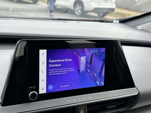 Used 2024 Toyota Prius LE image 3