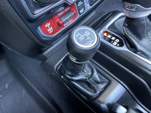 New 2026 Jeep Wrangler Unlimited Rubicon AWD/4WD image 27