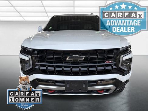 Used 2025 Chevrolet Tahoe Z71 w/ Comfort Package AWD/4WD image 8