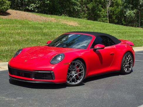 Certified 2020 Porsche 911 Carrera 4S AWD/4WD image 1