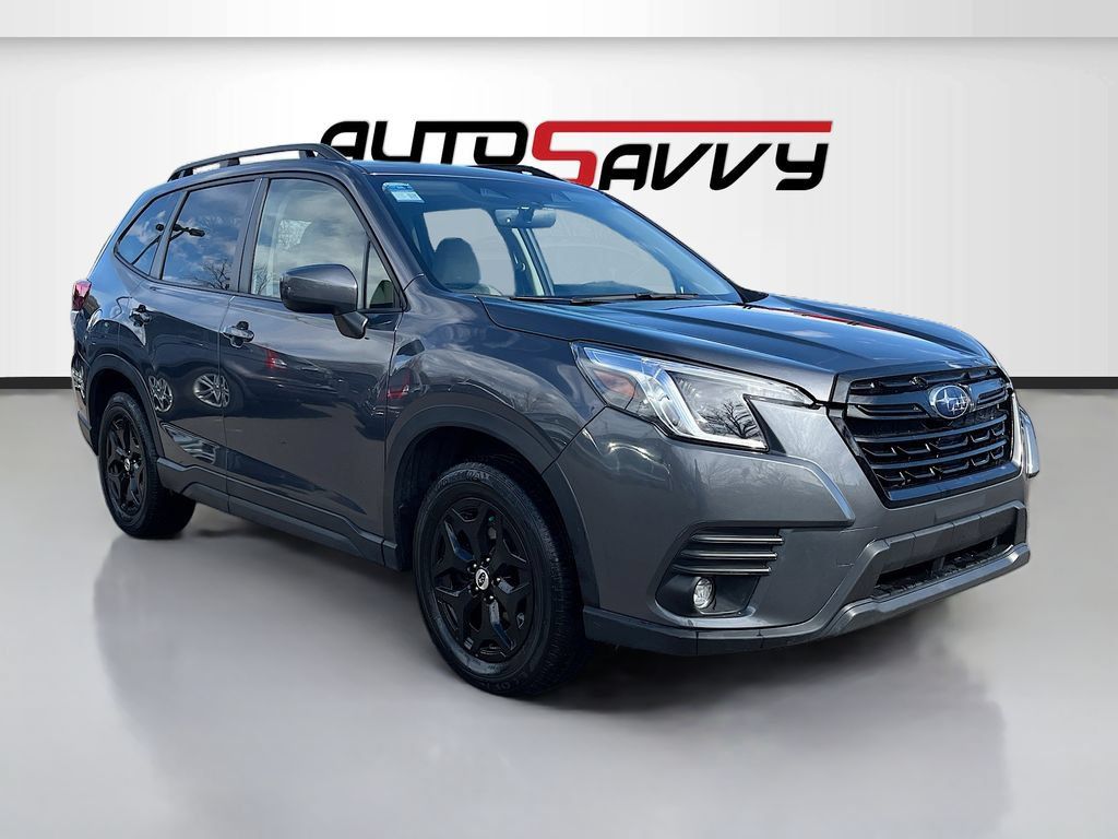 Used 2024 Subaru Forester Premium AWD/4WD image 1
