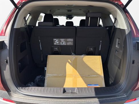 New 2025 Kia Carnival EX image 18