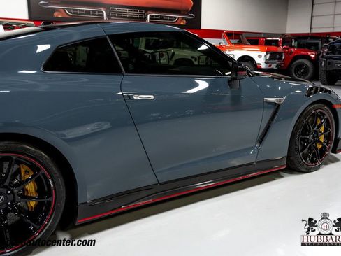 Used 2024 Nissan GT-R NISMO w/ NISMO Appearance Package image 30