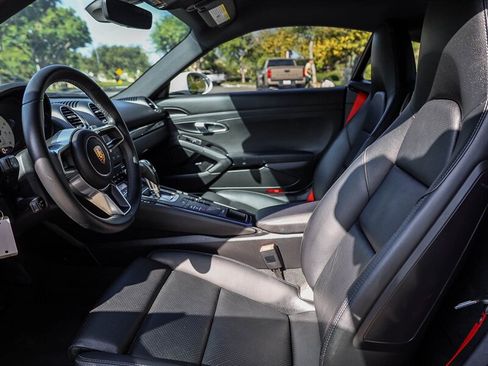 Used 2018 Porsche 718 Cayman S RWD image 19