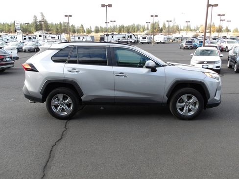 Used 2023 Toyota RAV4 XLE image 6