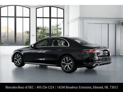 Used 2025 Mercedes-Benz E 350 Sedan image 30
