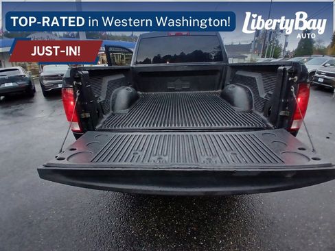 Used 2013 RAM 1500 Express image 32