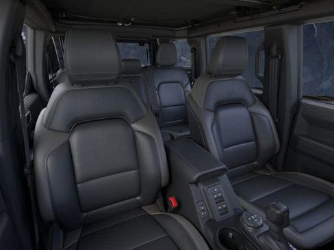 New 2025 Ford Bronco Outer Banks image 10