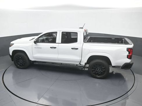 Used 2025 Chevrolet Colorado W/T w/ WT Custom Package RWD image 45