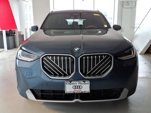 Used 2025 BMW X3 xDrive30 AWD/4WD image 2