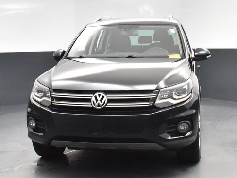 Used 2016 Volkswagen Tiguan SE image 8